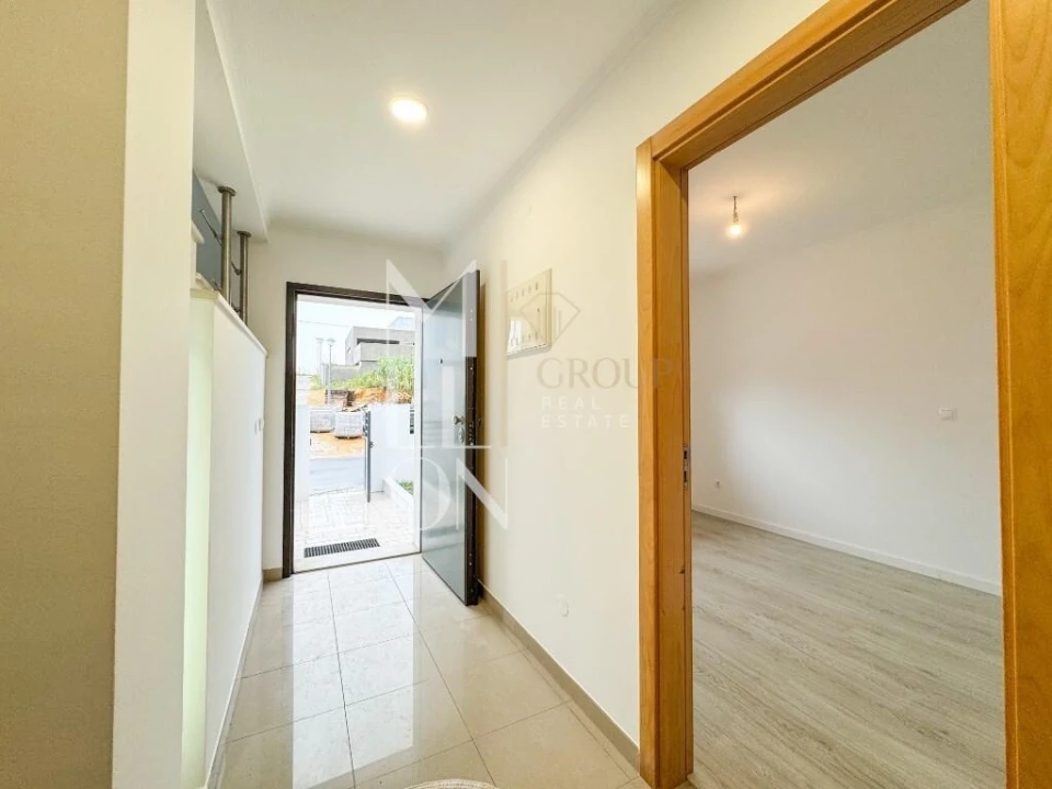 Moradia T5 para Venda em Almada, Cova da Piedade, Pragal e Cacilhas Foto 16