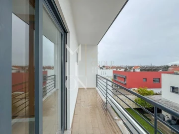 Moradia T5 para Venda em Almada, Cova da Piedade, Pragal e Cacilhas