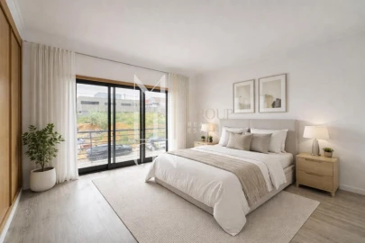 Moradia T5 para Venda em Almada, Cova da Piedade, Pragal e Cacilhas