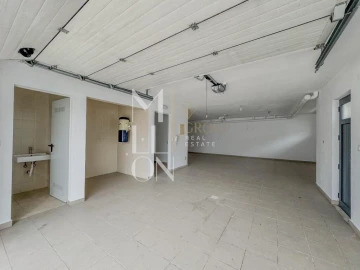 Moradia T5 para Venda em Almada, Cova da Piedade, Pragal e Cacilhas