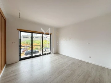 Moradia T5 para Venda em Almada, Cova da Piedade, Pragal e Cacilhas