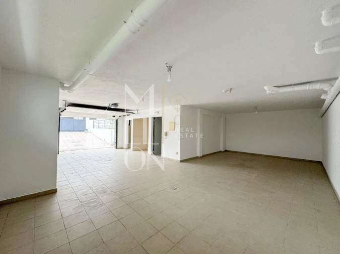 Moradia T5 para Venda em Almada, Cova da Piedade, Pragal e Cacilhas Foto 39