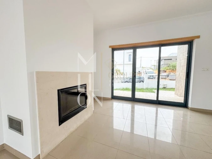 Moradia T5 para Venda em Almada, Cova da Piedade, Pragal e Cacilhas Foto 9