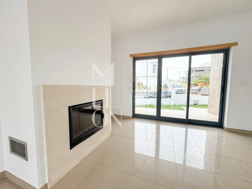 Moradia T5 para Venda em Almada, Cova da Piedade, Pragal e Cacilhas Foto 9