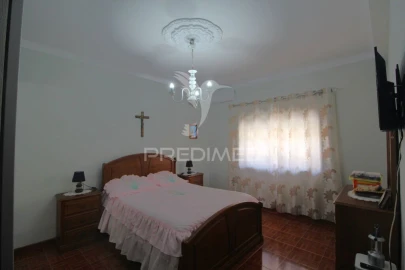 Moradia T3 para Venda em São Francisco