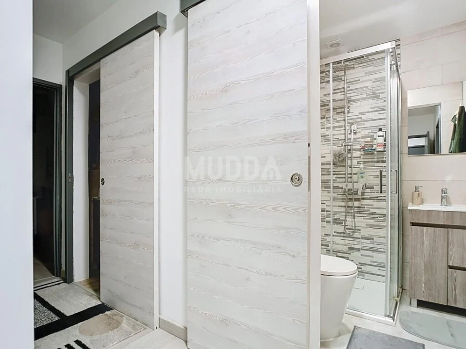 Apartamento T3 para Venda em Vilar de Nantes Foto 12