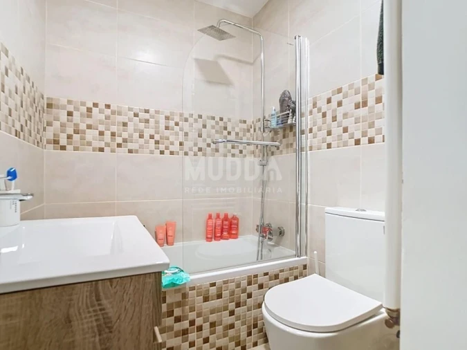 Apartamento T3 para Venda em Vilar de Nantes Foto 16