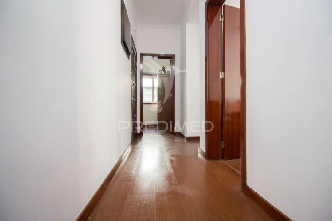 Apartamento T3 para Venda em Braga (Maximinos, Sé e Cividade) Foto 8