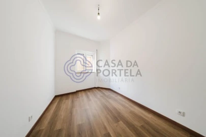 Apartamento T2 para Venda em Nossa Senhora do Pópulo, Coto e São Gregório