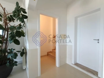 Moradia T4 para Venda em Famalicão