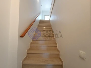 Moradia T4 para Venda em Famalicão