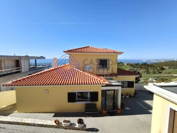 Moradia T4 para Venda em Famalicão