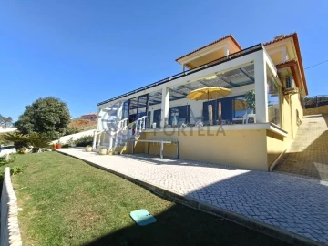 Moradia T4 para Venda em Famalicão