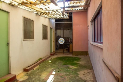 Moradia T4 para Venda em Lordelo do Ouro e Massarelos