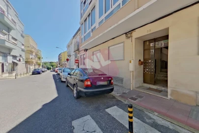 Apartamento T1 para Venda em Algés, Linda-A-Velha e Cruz Quebrada-Dafundo