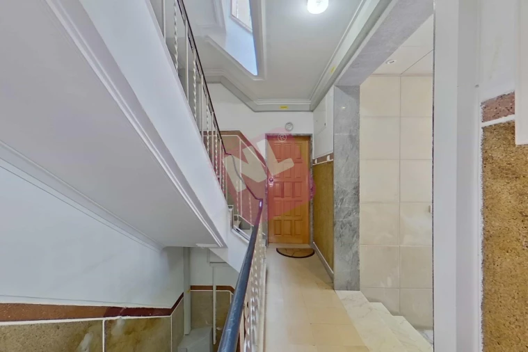 Apartamento T1 para Venda em Algés, Linda-A-Velha e Cruz Quebrada-Dafundo Foto 6