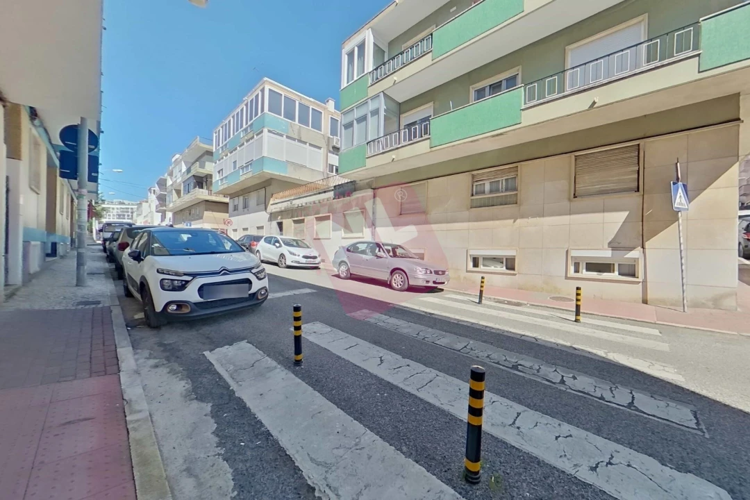 Apartamento T1 para Venda em Algés, Linda-A-Velha e Cruz Quebrada-Dafundo Foto 2