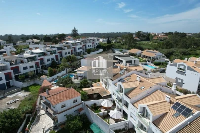 Terreno para Venda em Charneca de Caparica e Sobreda