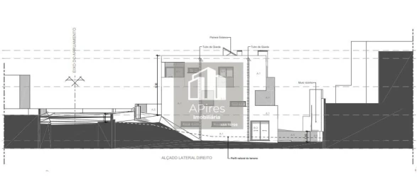 Terreno para Venda em Charneca de Caparica e Sobreda