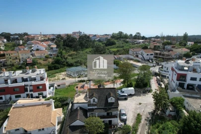 Terreno para Venda em Charneca de Caparica e Sobreda