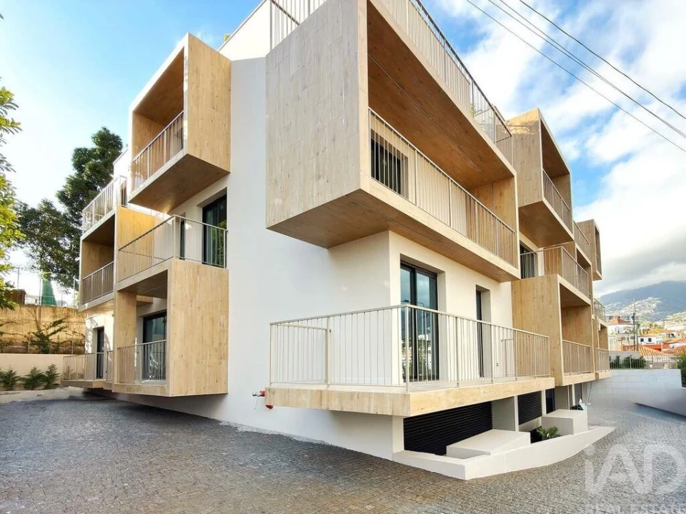 Apartamento T3 para Venda em São Martinho Foto 7