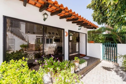 Moradia T8 para Venda em Amora