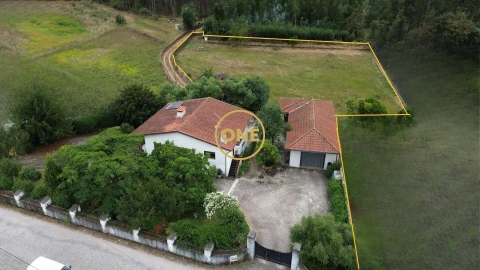 Moradia T3 para Venda em Santo Tirso, Couto (Santa Cristina e São Miguel) e Burgães