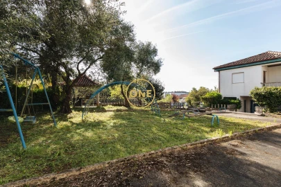 Moradia T3 para Venda em Santo Tirso, Couto (Santa Cristina e São Miguel) e Burgães