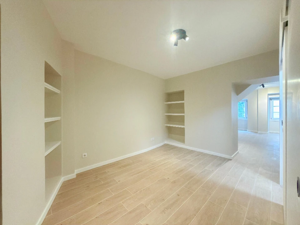 Apartamento T1 para Venda em São Martinho do Bispo e Ribeira de Frades Foto 4