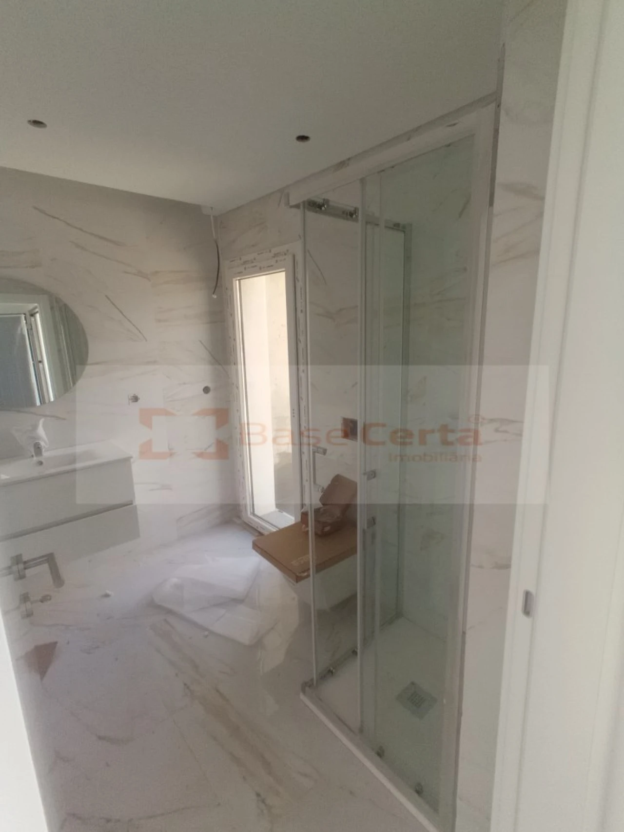 Moradia T4 para Venda em Corroios Foto 16