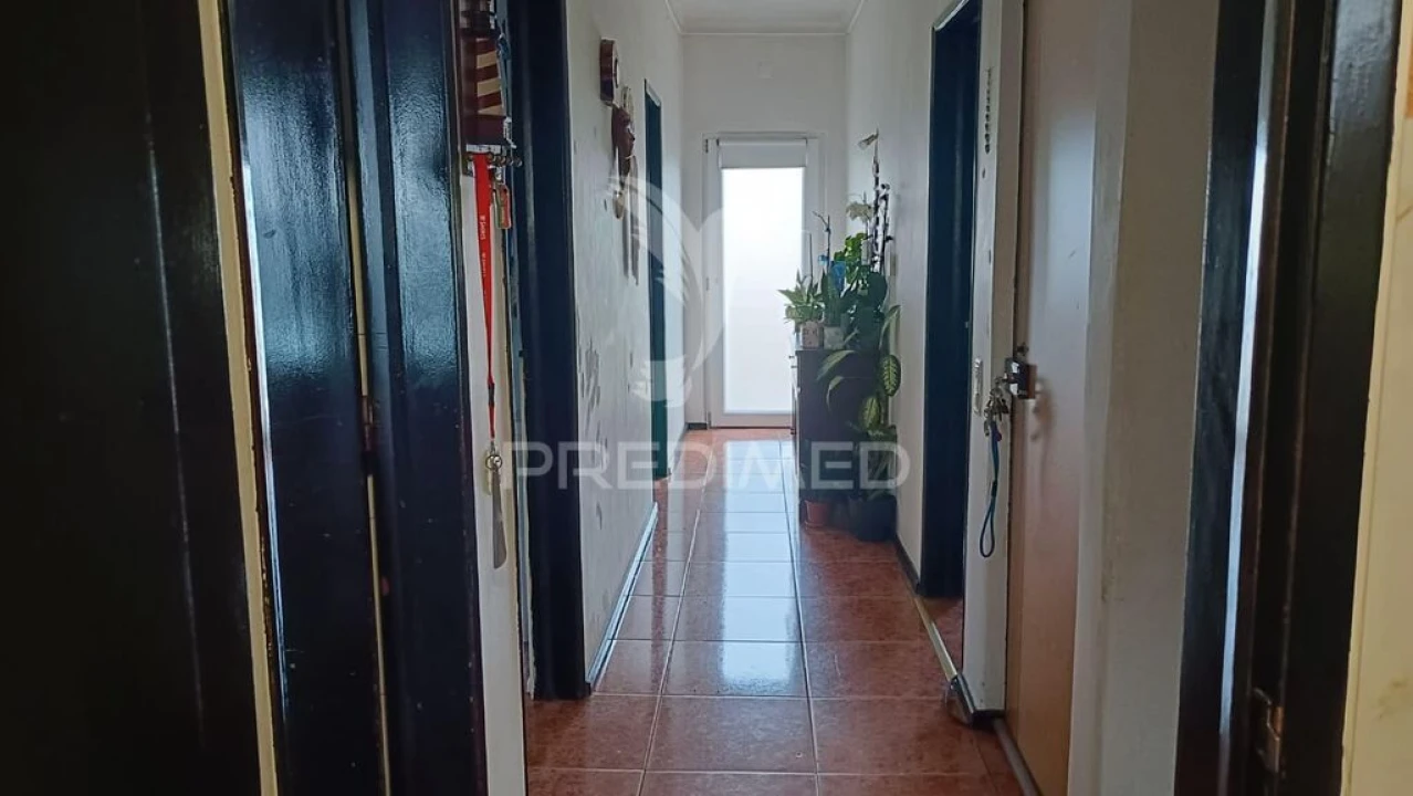 Moradia T5 para Venda em Quinta do Conde Foto 4