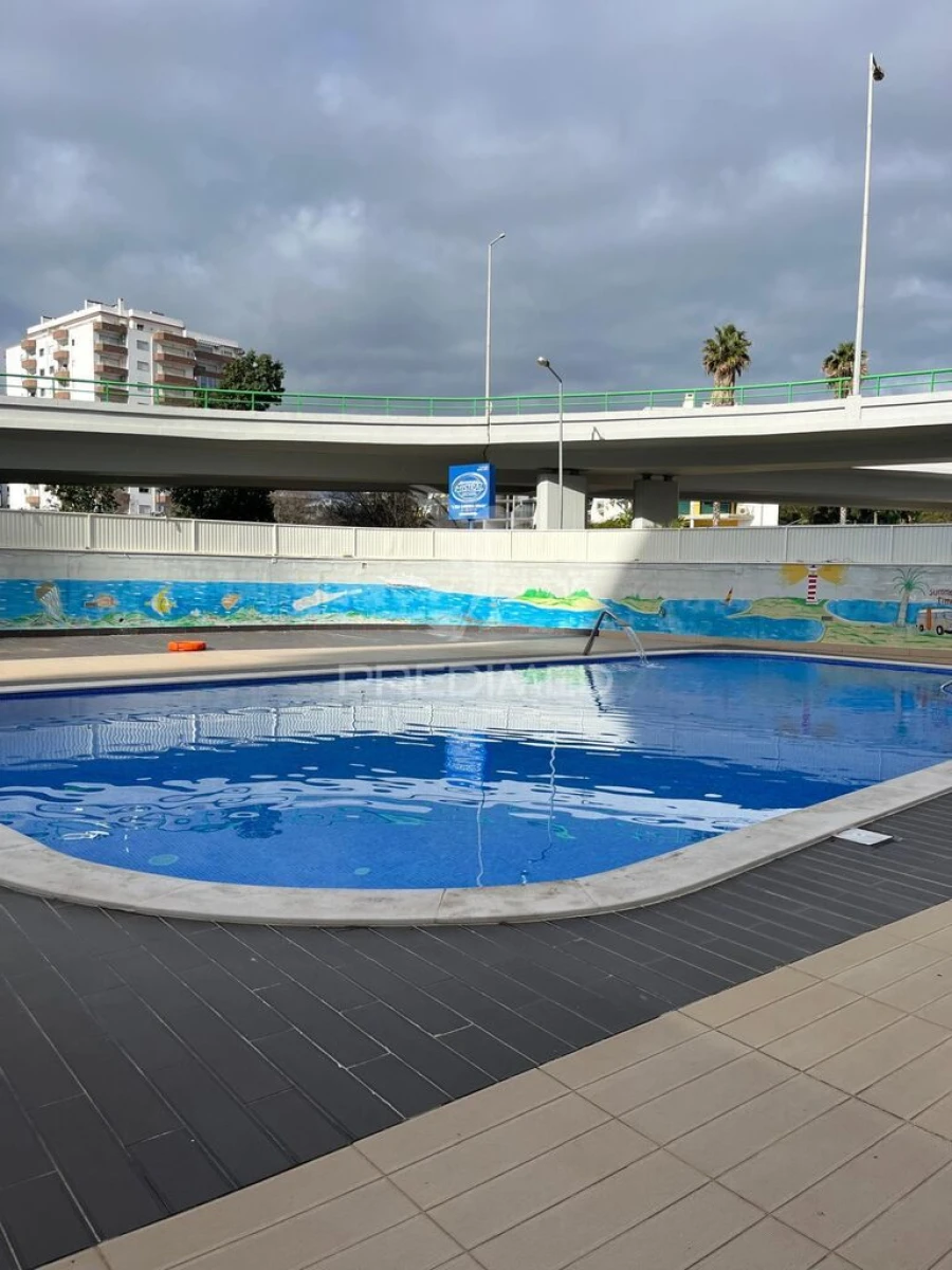 Apartamento T1 para Venda em Portimão Foto 2