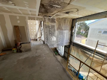 Moradia T2 para Venda em Charneca de Caparica e Sobreda