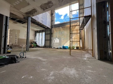 Moradia T2 para Venda em Charneca de Caparica e Sobreda