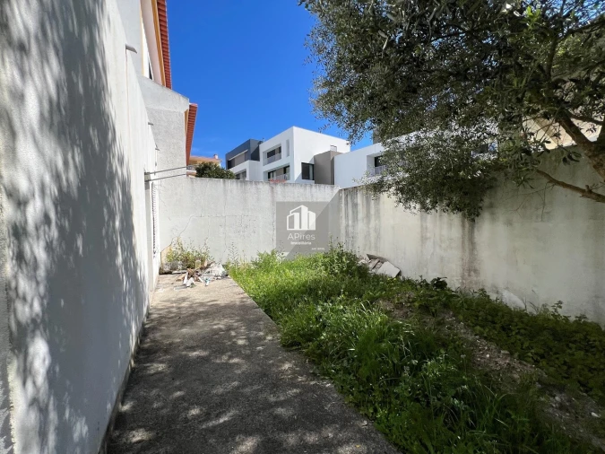 Moradia T2 para Venda em Charneca de Caparica e Sobreda Foto 41
