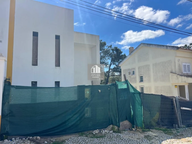 Moradia T2 para Venda em Charneca de Caparica e Sobreda Foto 42