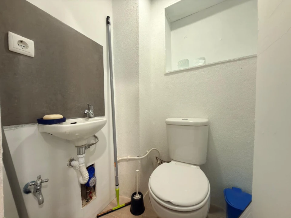 Loja para Arrendamento em São Martinho do Bispo e Ribeira de Frades Foto 3