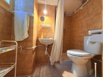 Loja para Arrendamento em São Martinho do Bispo e Ribeira de Frades