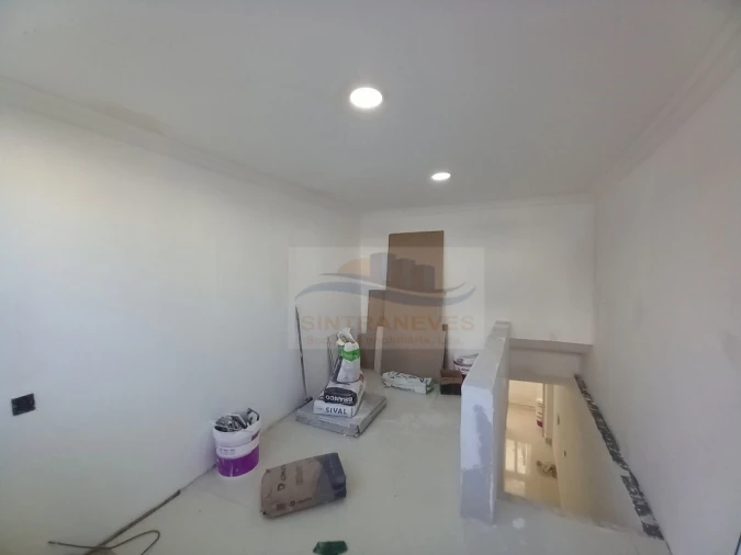 Moradia T4 para Venda em São Domingos de Rana Foto 45