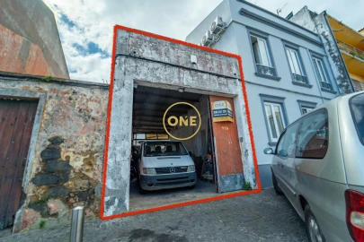 Moradia T3 para Venda em Ponta Delgada (São José)