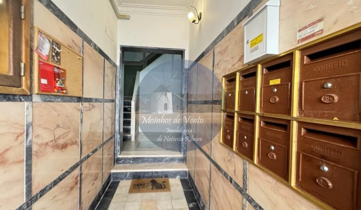 Apartamento T2 para Venda em Barreiro e Lavradio Foto 18
