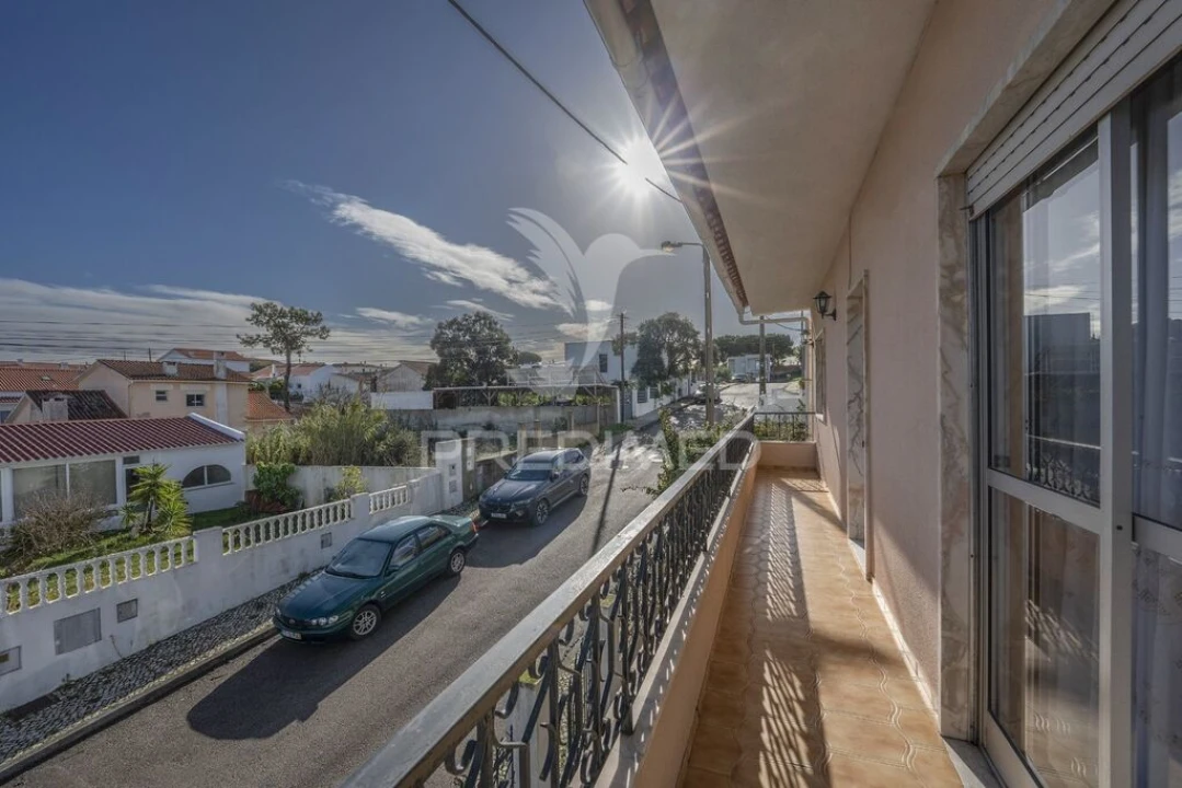 Moradia T4 para Venda em Charneca de Caparica e Sobreda Foto 17