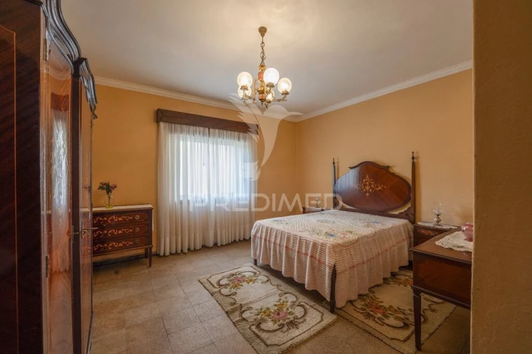 Moradia T4 para Venda em Charneca de Caparica e Sobreda Foto 10