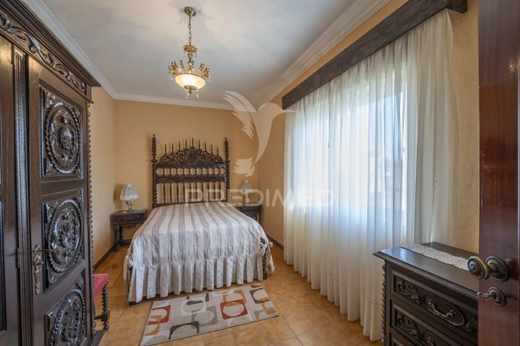 Moradia T4 para Venda em Charneca de Caparica e Sobreda Foto 9