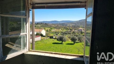 Moradia para Venda em Vale de Azares