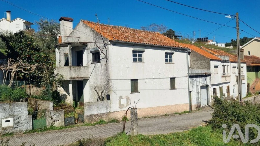 Moradia para Venda em Vale de Azares