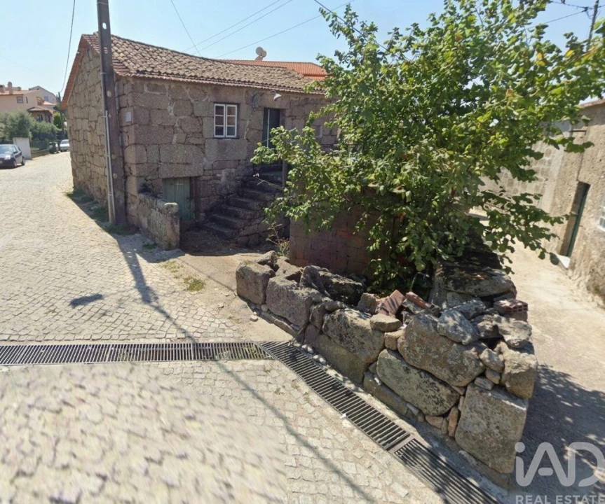 Moradia T2 para Venda em Lagos da Beira e Lajeosa Foto 7