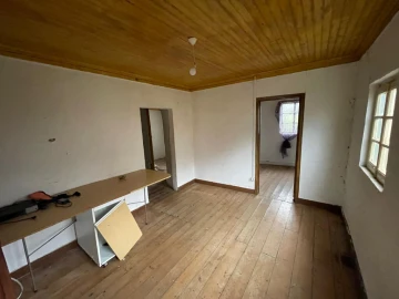 Moradia T3 para Venda em Castanheira de Pêra e Coentral