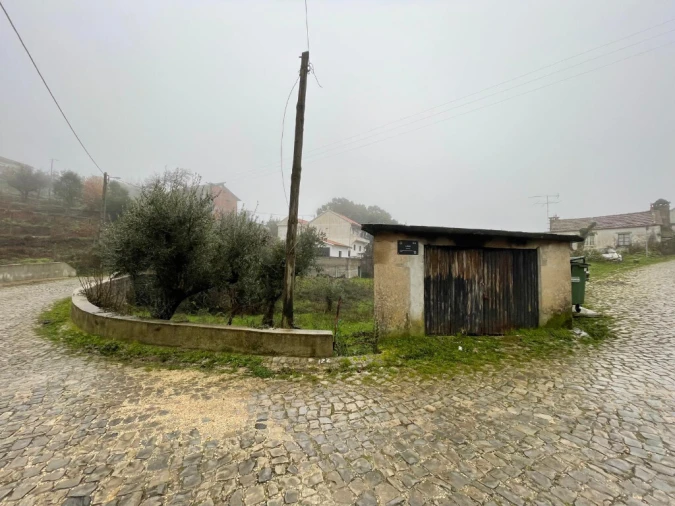 Moradia T3 para Venda em Castanheira de Pêra e Coentral Foto 6