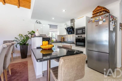 Moradia T4 para Venda em Nadadouro